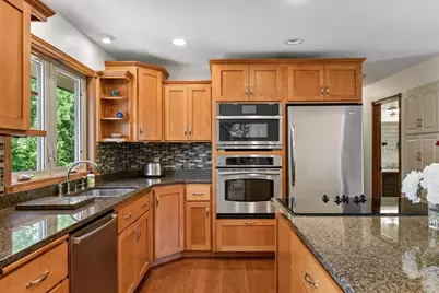 7011 Eagle Ridge, Eden Prairie, MN 55346 - Photo 16