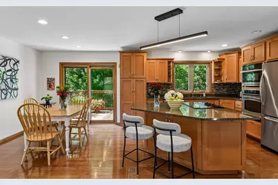 7011 Eagle Ridge, Eden Prairie, MN 55346 - Photo 12