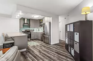 78 10th St E, Saint Paul, MN 55101 - Photo 6