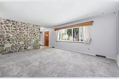 1119 9th Street N, Moorhead, MN 56560 - Photo 6