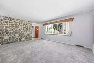 1119 9th St N, Moorhead, MN 56560 - Photo 6