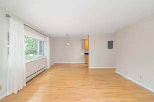 2700 W 44th St, Minneapolis, MN 55410 - Photo 8