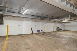 2700 W 44th St, Minneapolis, MN 55410 - Photo 24