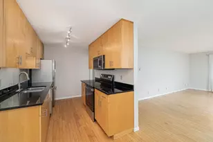 2700 W 44th St, Minneapolis, MN 55410 - Photo 10
