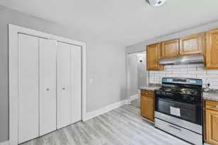 1622 Girard Ave N, Minneapolis, MN 55411 - Photo 4