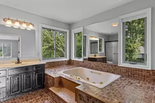 9348 Olympia Dr, Eden Prairie, MN 55347 - Photo 44