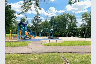 10494 106th Place N, Maple Grove, MN 55369 - Photo 32