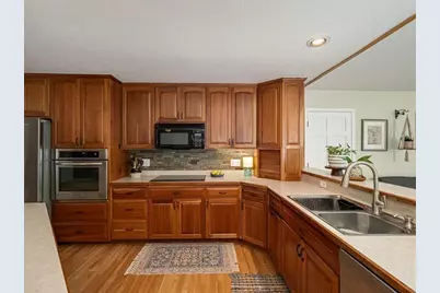 10494 106th Place N, Maple Grove, MN 55369 - Photo 8