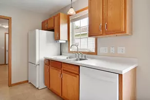 173 Cedar Cove Ln, Owatonna, MN 55060 - Photo 10