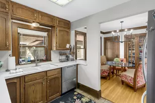 51 Albert Street S, Saint Paul, MN 55105 - Photo 10