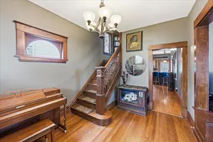 923 Iglehart Ave, Saint Paul, MN 55104 - Photo 8