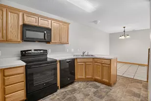 3536 Genevieve Ave N, Oakdale, MN 55128 - Photo 14