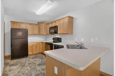 3536 Genevieve Avenue N, Oakdale, MN 55128 - Photo 12