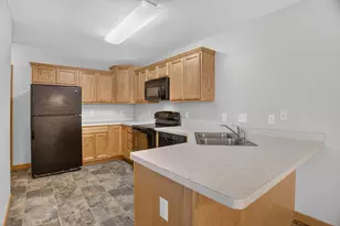 3536 Genevieve Ave N, Oakdale, MN 55128 - Photo 12