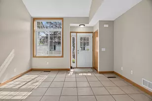 3536 Genevieve Ave N, Oakdale, MN 55128 - Photo 2