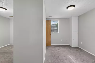 7640 Hampshire Avenue N, Brooklyn Park, MN 55428 - Photo 18