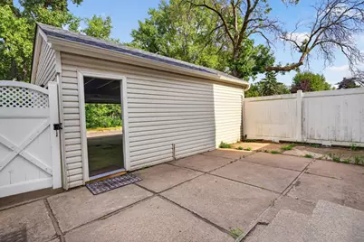 7640 Hampshire Avenue N, Brooklyn Park, MN 55428 - Photo 30