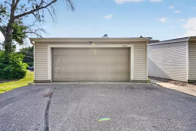 7640 Hampshire Avenue N, Brooklyn Park, MN 55428 - Photo 32