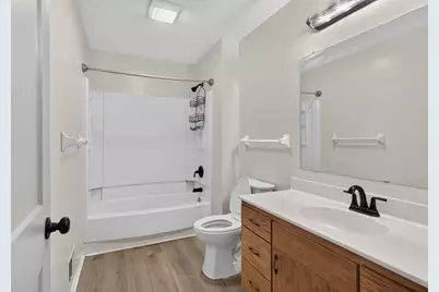 7640 Hampshire Avenue N, Brooklyn Park, MN 55428 - Photo 24