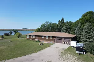 2814 Pebble Lake Rd, Fergus Falls, MN 56537 - Photo 1