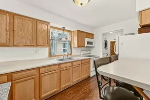113 1st St SW, Dodge Center, MN 55927 - Photo 10
