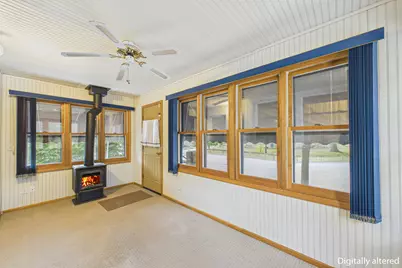 992 Matilda Street, Saint Paul, MN 55117 - Photo 4