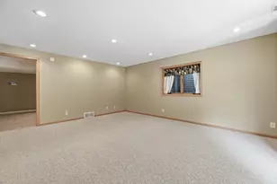 152 Janet Marie Ln, Winona, MN 55987 - Photo 18