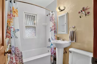 2030 Magoffin Avenue, Saint Paul, MN 55116 - Photo 16