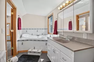 2030 Magoffin Ave, Saint Paul, MN 55116 - Photo 24