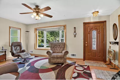 2030 Magoffin Avenue, Saint Paul, MN 55116 - Photo 4