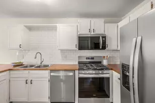 11934 70th Pl N, Maple Grove, MN 55369 - Photo 6