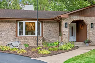 5505 W Danube Rd, Fridley, MN 55432 - Photo 2