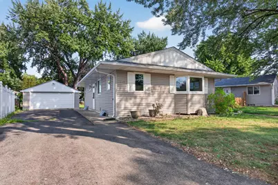 726 22nd Avenue N, South Saint Paul, MN 55075 - Photo 2