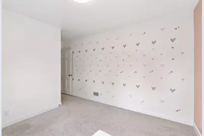 1821 Bohland Avenue, Saint Paul, MN 55116 - Photo 14