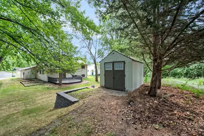 6770 Woodhill Trail, Eden Prairie, MN 55346 - Photo 20