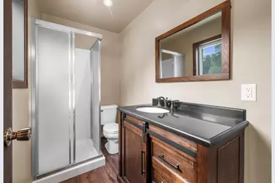 6770 Woodhill Trail, Eden Prairie, MN 55346 - Photo 16