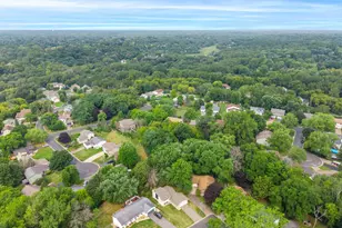 6770 Woodhill Trail, Eden Prairie, MN 55346 - Photo 22