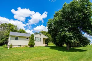 27774 330th Ave NW, Warren, MN 56762 - Photo 2
