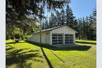 606 9th Avenue SE, Roseau, MN 56751 - Photo 2