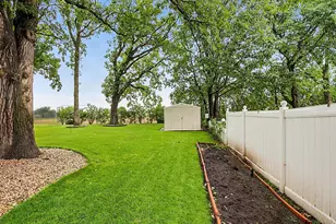 801 Sunwood Park Dr, Waite Park, MN 56387 - Photo 30