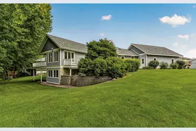 425 Lally Court, Zumbrota, MN 55992 - Photo 8