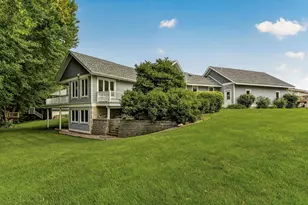 425 Lally Ct, Zumbrota, MN 55992 - Photo 8