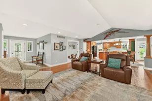 425 Lally Ct, Zumbrota, MN 55992 - Photo 12