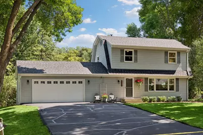 4147 Hull Road, Minnetonka, MN 55305 - Photo 2
