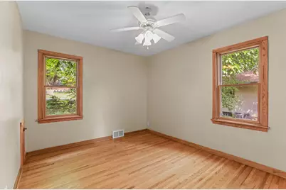 304 17th Avenue N, South Saint Paul, MN 55075 - Photo 20