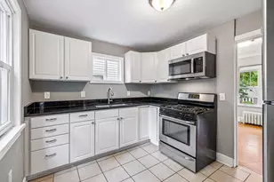 2720 McNair Dr N, Robbinsdale, MN 55422 - Photo 12