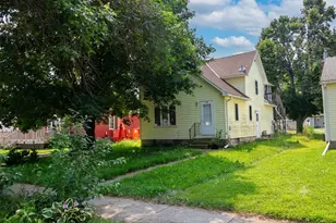117 4th St S, Gaylord, MN 55334 - Photo 1