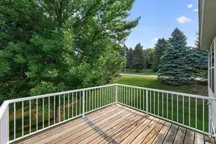 10986 Thone Rd, Woodbury, MN 55129 - Photo 44