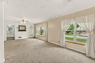 309 E Main St, Dodge Center, MN 55927 - Photo 16