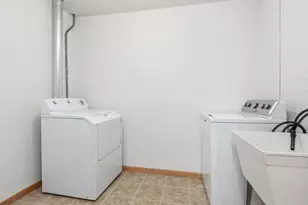9004 Marsh Run St, Rockford, MN 55373 - Photo 38